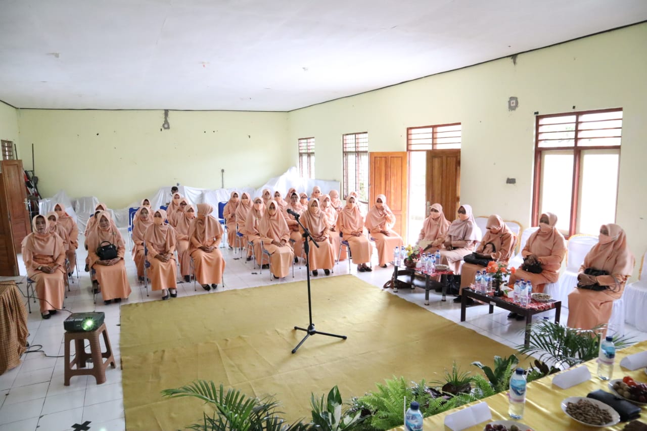 Pengukuhan DWP SMAN 1 Jereweh Periode 2021-2025 2